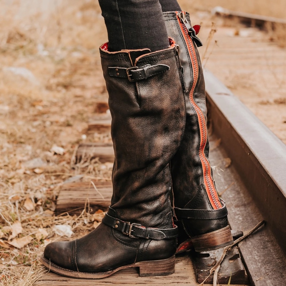 Freebird Roadey Boots (black) size 7